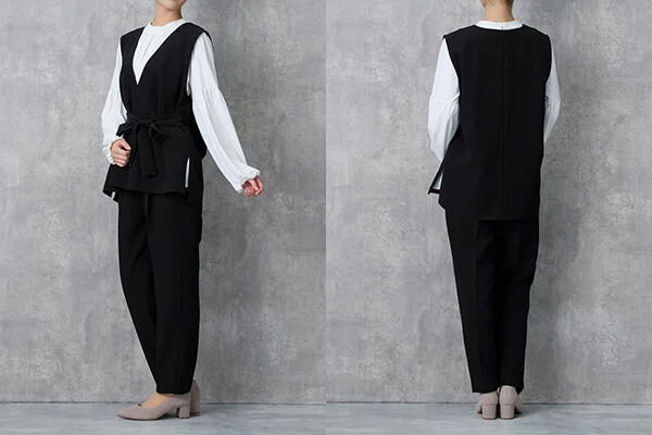 トレンド感あるジレを取り入れた七五三コーデ。