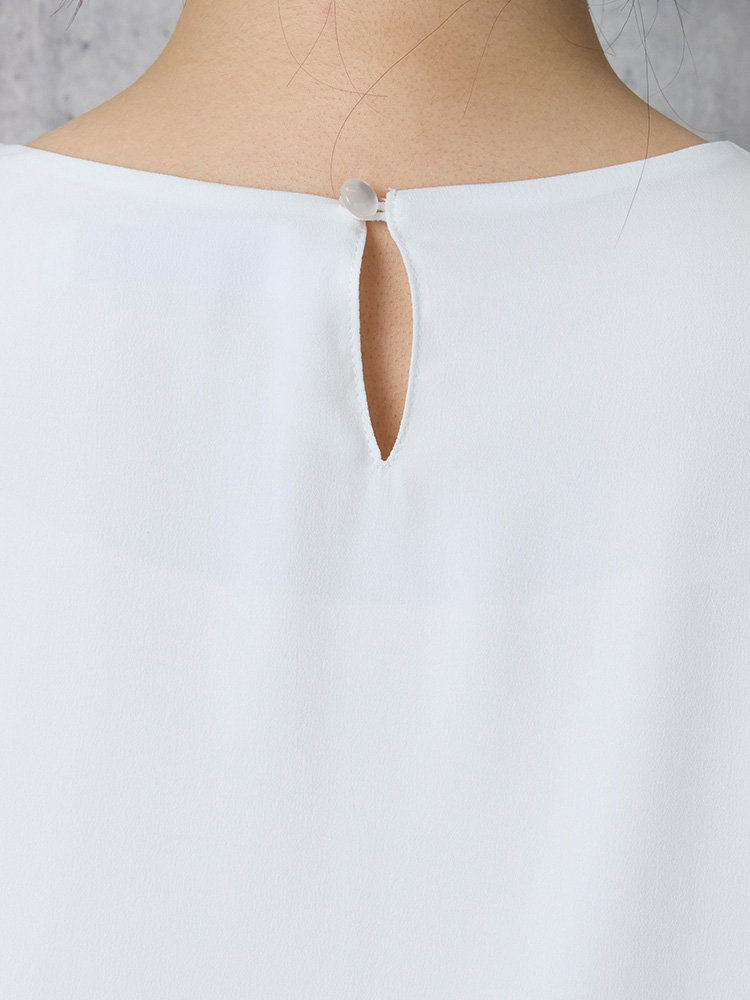 SOFFICE 2枚仕立て変形フロント タックブラウス 4