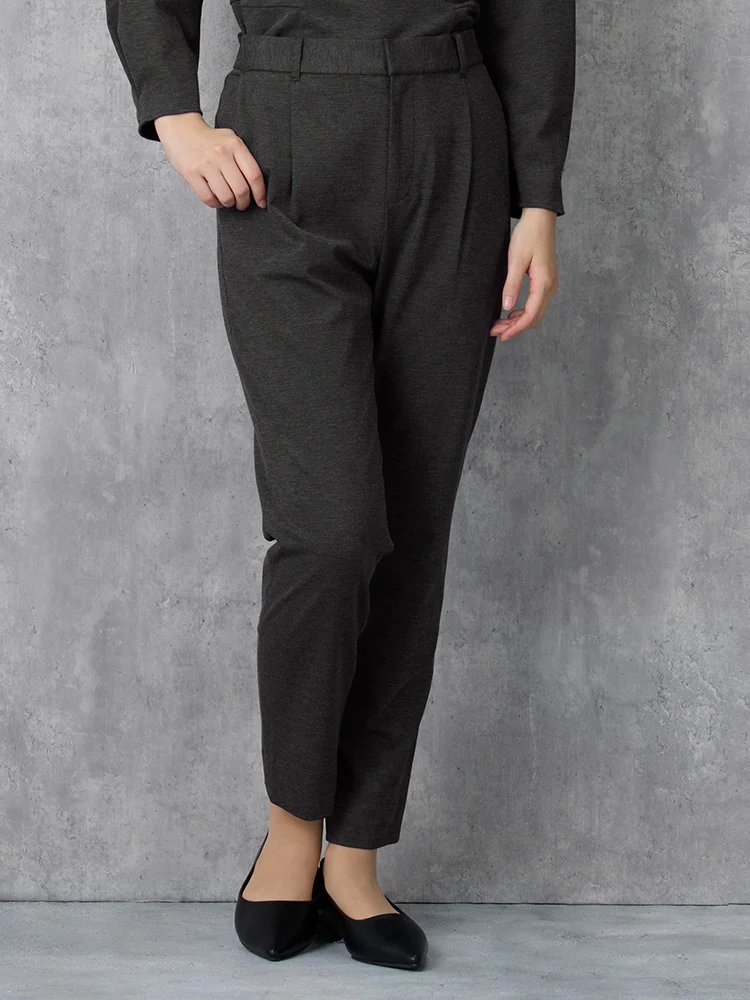 【INDIVI】キャリーマンジャージテーパードパンツストレッチ通年【レディース】