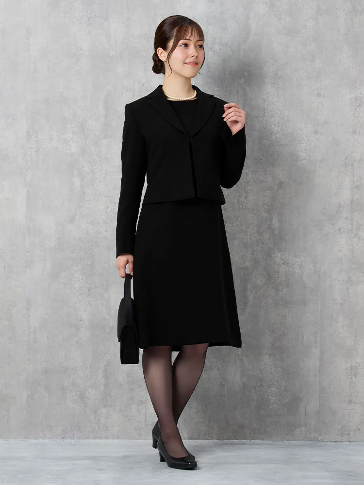 ウィメンズフォーマルアンサンブルブラック無地通年礼服【レディース】